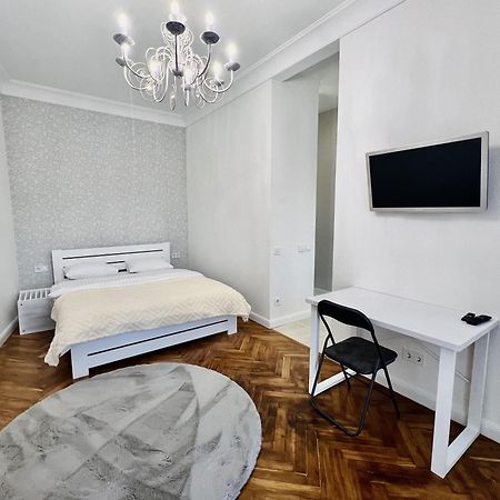 Kyiv Old Town Apartment Near Golden Gate Ngoại thất bức ảnh